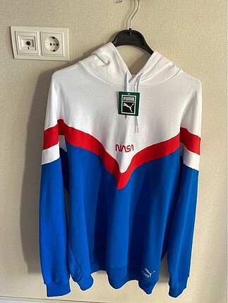Puma sweatshirt