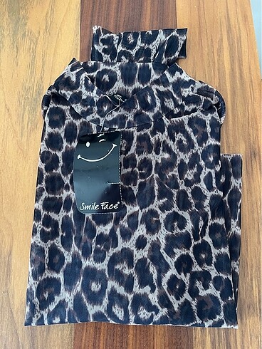 Leopar desenli tül bluz - Görsel 2