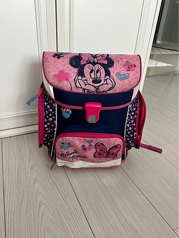 mini mouse okul çantası
