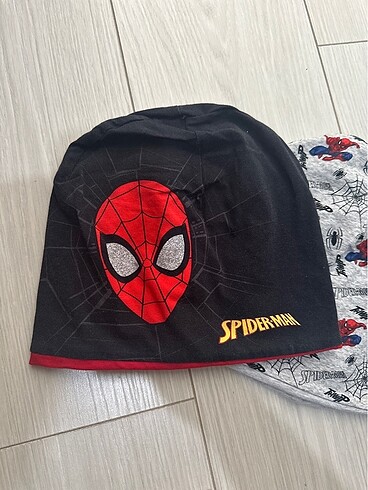 LC Waikiki 2 li spiderman bere