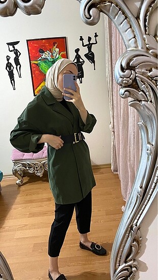 İçi astarlı haki ceket