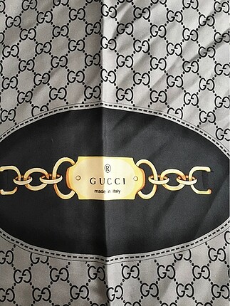 Gucci eşarp