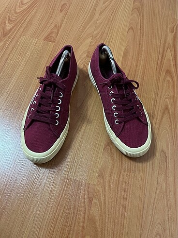 Superga bordo