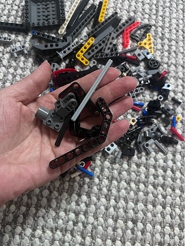 L’Agent Lego tekno parçalar