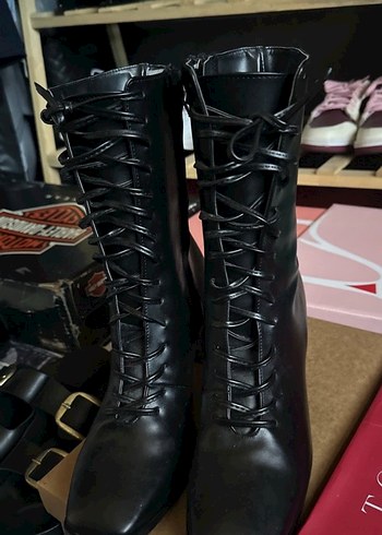 Bambi Siyah Deri Goth Stiletto Topuklu Kadın Bot