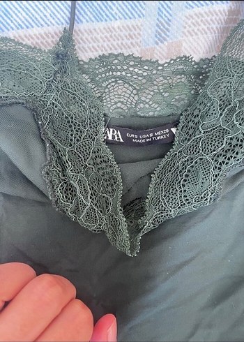 Dantel Detaylı Yeşil İnce Askılı - Görsel 2