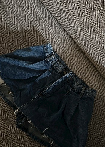 Kadın Lacivert Salaş Pilili Midi Kot Şort - Görsel 2