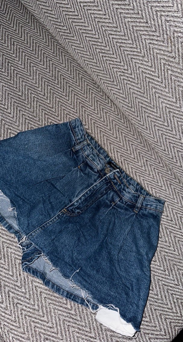 Kadın Lacivert Salaş Pilili Midi Kot Şort - Görsel 3