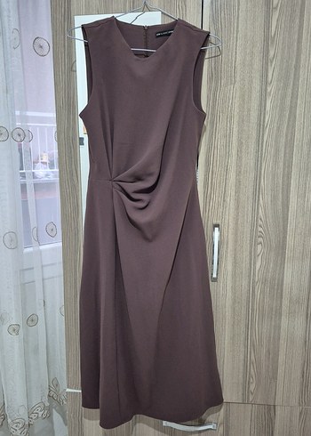 Klasik Bisiklet yaka koyu kahverengi elbise - Görsel 3