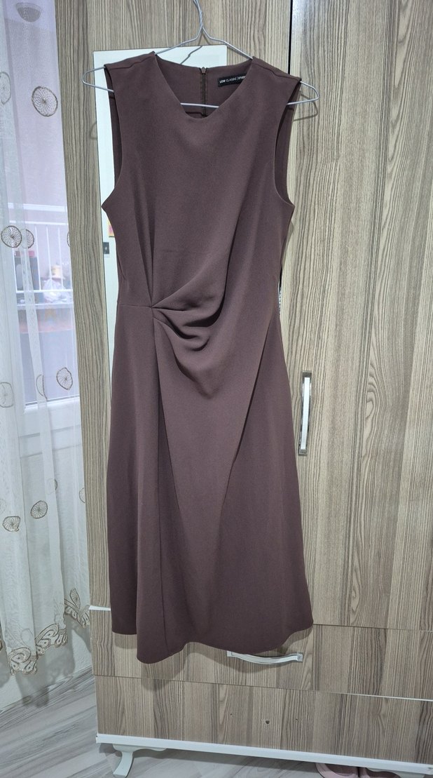 Klasik Bisiklet yaka koyu kahverengi elbise - Görsel 2