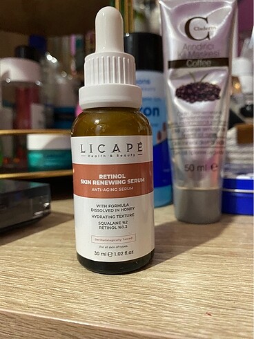 Licape retinol serum