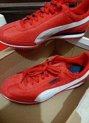 Puma kırmızı spor ayakkabı