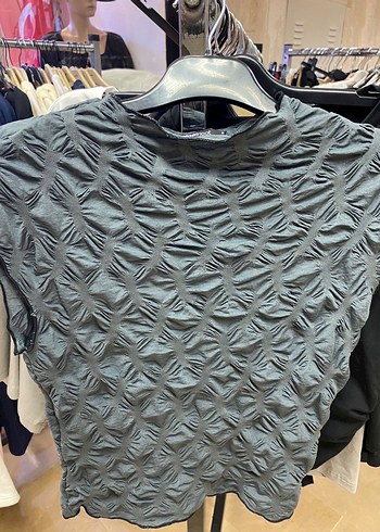 Ginatricot Gri Yüksek Yakalı Kadın Top - Görsel 3