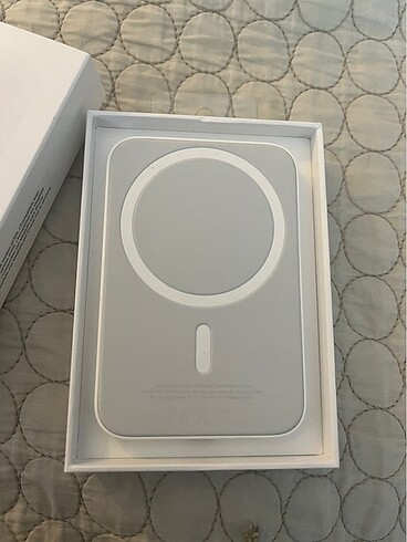 Apple mag safe battery pack