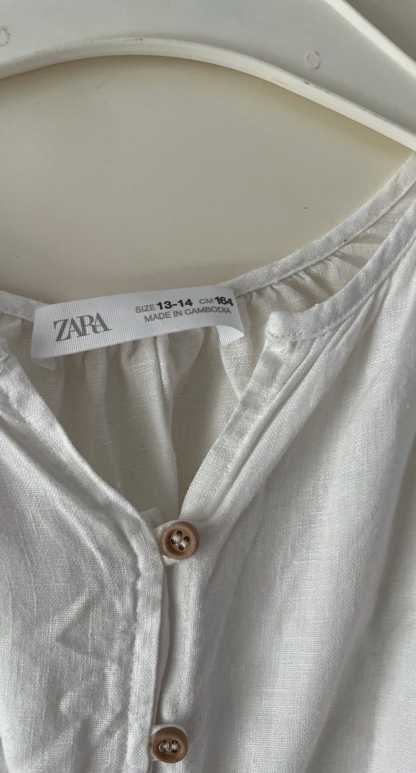 Düğmeli Beyaz Keten Kız Bluzu - Görsel 3