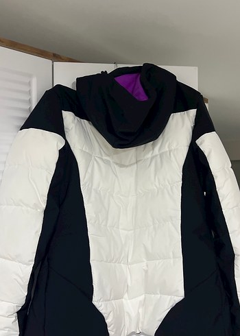 Beyaz Siyah Kadın Spor Mont - Görsel 7