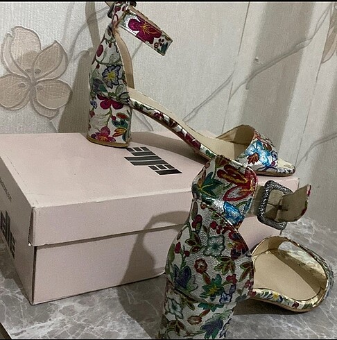 Yazlık milla rahat ayakkabı