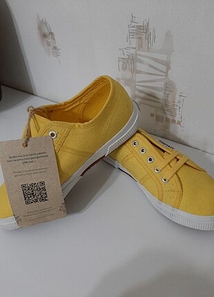 33 Beden superga keten