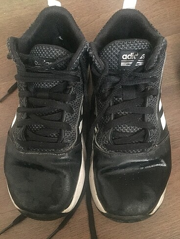 37 Beden siyah Renk Adidas spor ayakkabı