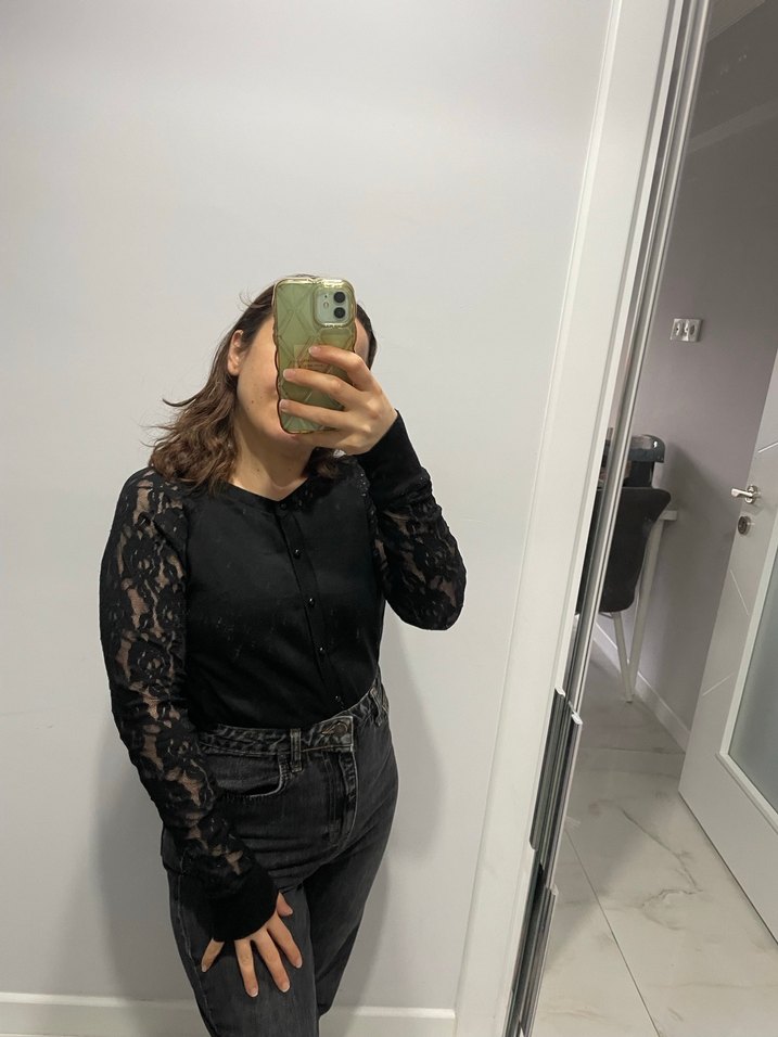 Dantel Kollu Siyah Kadın Hırka - Görsel 2