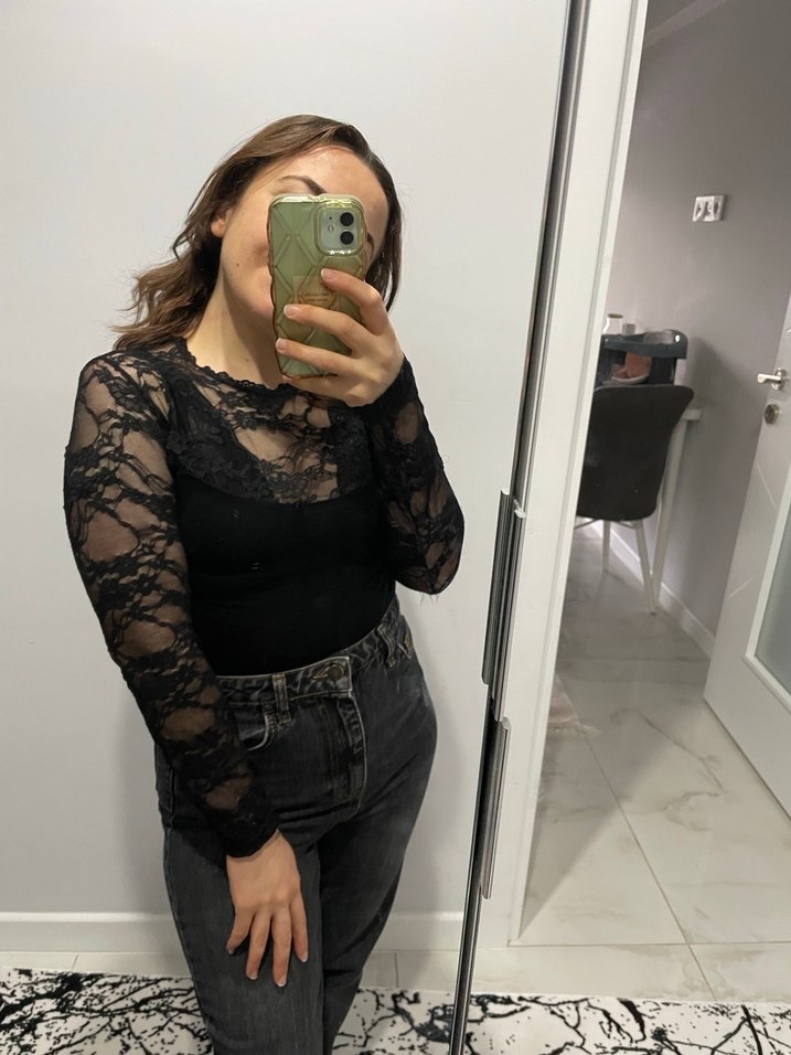 Dantelli Siyah Gotik Uzun Kollu Bluz - Görsel 3