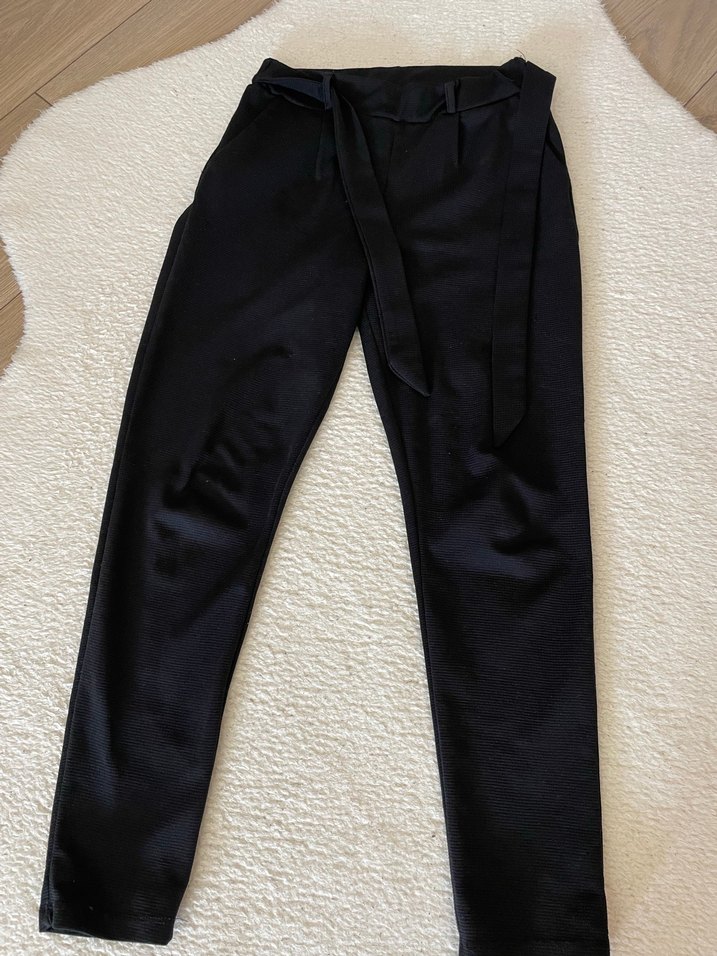 Siyah Kemerli Kadın Kumaş Pantolon - Görsel 5