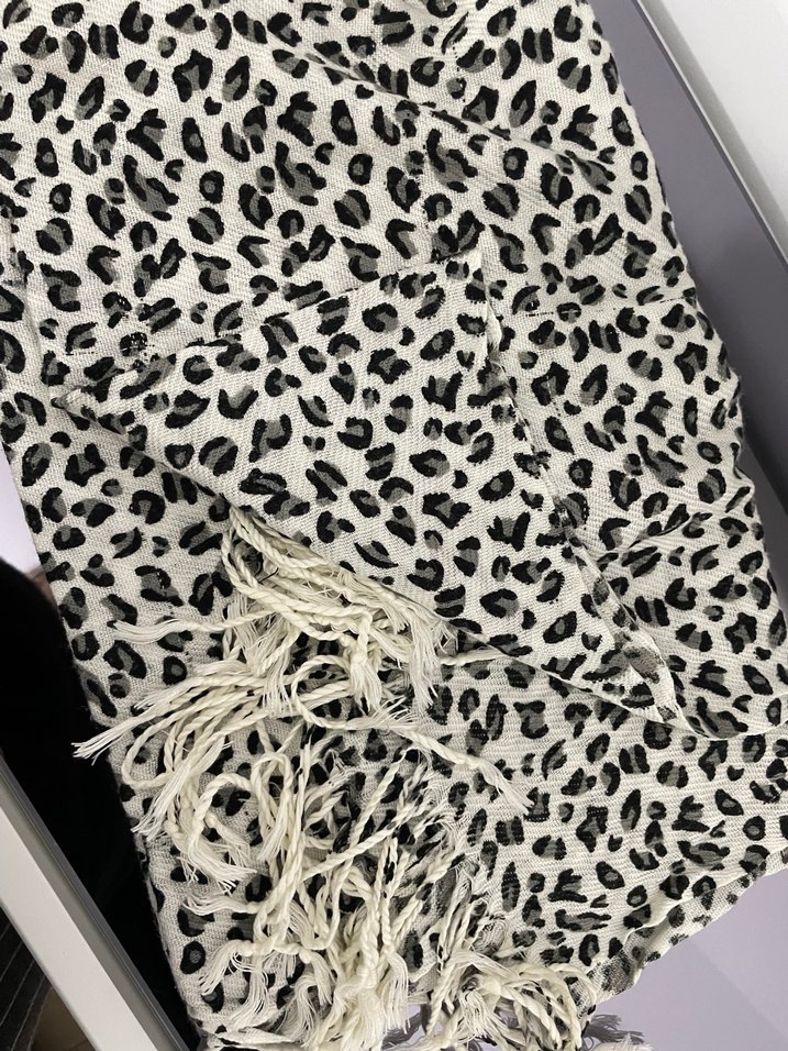 Kadın Gri Pilili Sokak Stili  şal - Görsel 2