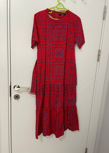 Bohem Renkli Uzun Kırmızı Elbise - Görsel 5