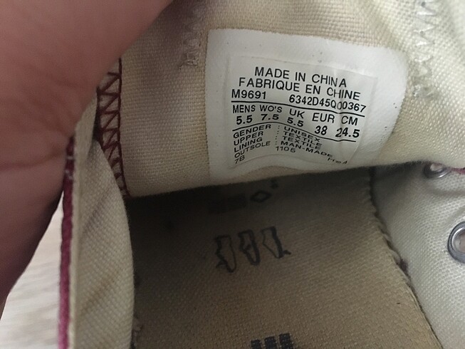 38 Beden Kırmızı converse ayakkabı