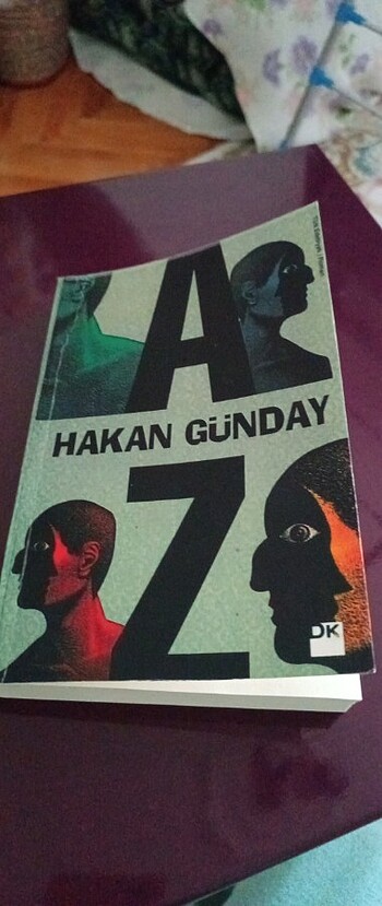 Hakan Günday-Az