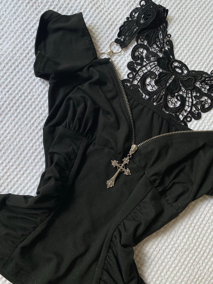 Dantel Detaylı Siyah Gotik Büstiyer - Görsel 4