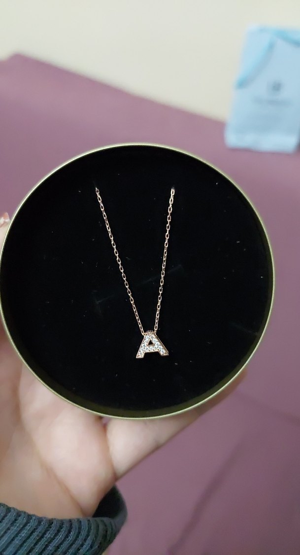 Altın Renkli Mini Zincir Detaylı Kadın Kolye A Harfli - Görsel 4