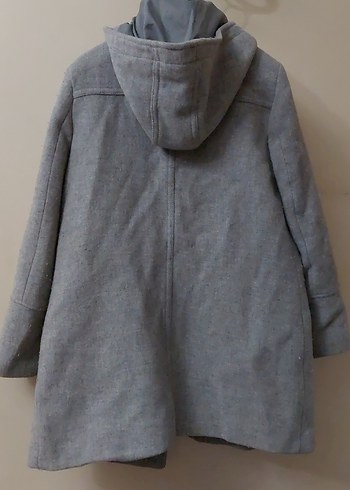 Kapüşonlu gri uzun kaban - Görsel 3