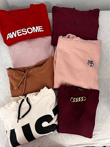 Sweatshirt