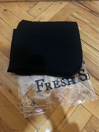 Fresh scarfs siyah şal