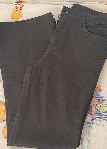 Lcw 9-10 yaş siyah kot pantolon 