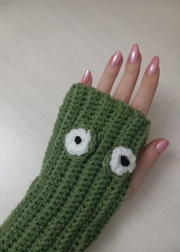 Yeşil Örgü Kadın Eldiveni - Görsel 2