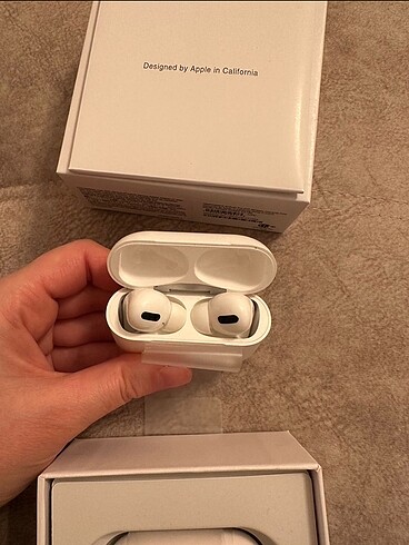 AirPods pro kulaklık