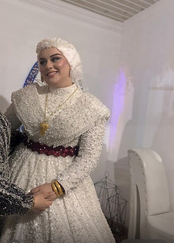 Gelinlik Drapeli Beyaz Uzun Kollu Tesettür gelinlik