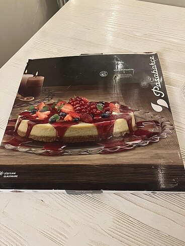 Paşabahçe cam sunum tabağı