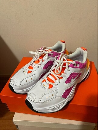 Nike m2k tekno