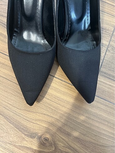 Siyah topuklu ayakkabı - Görsel 6