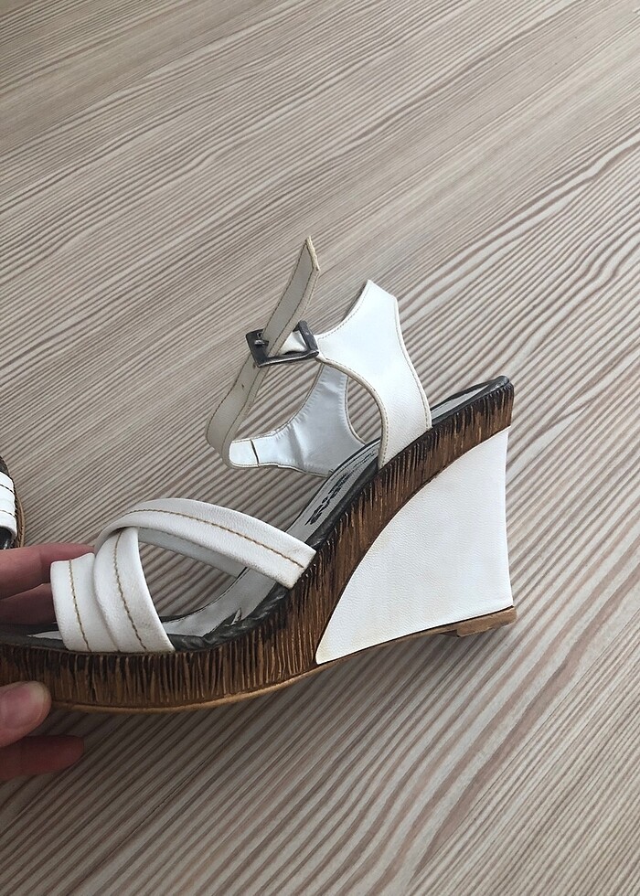 Topuklu sandalet - Görsel 3