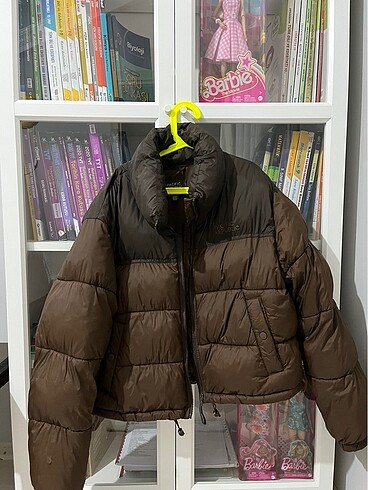 Pull and Bear Montt