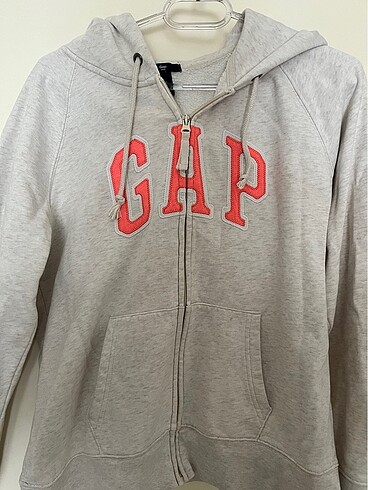 Gap sweatshirt