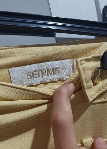 42 Beden SETRMS limon sarısı tesettür etek