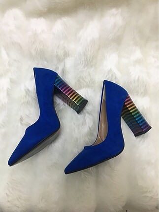 37 Beden Stiletto