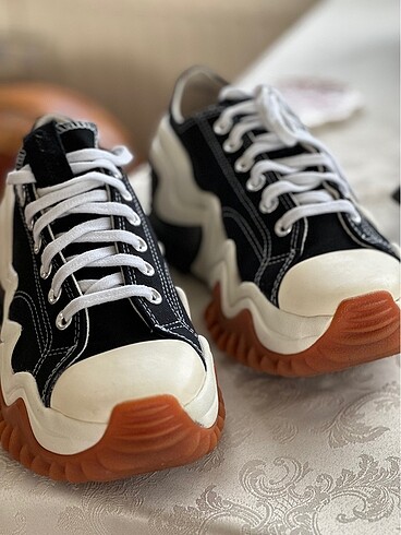 #Converse Run Star