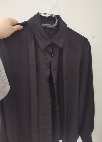 Siyah Düğmeli Saten Kadın Gömlek - Görsel 4