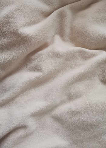 Beyaz Fermuarlı Kadın Kolsuz Kış Montu - Görsel 6